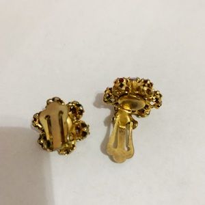 Vintage Jewelry - Vintage Austria Rhinestone Flower Earrings Vintage Jewelry - Vintage Austria Rhinestone Flower Earrings